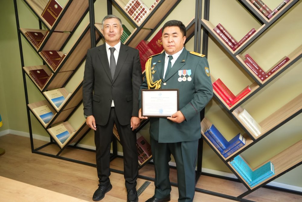Қонаевта құтқарушылар марапатталды — Фотосурет 8
