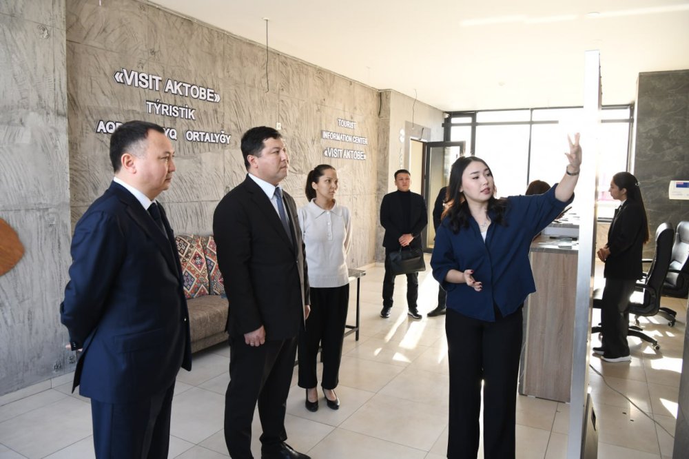 Ақтөбеде өнеркәсіпті дамыту және инвестициялық жобаларды іске асыру мәселелері талқыланды — Фотосурет 5