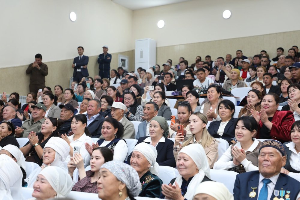 МАҚТААРАЛДА БЕКЖАН ӘШІРБАЕВТЫ ЕСКЕ АЛУҒА АРНАЛҒАН ӘДЕБИ КЕШ ӨТТІ — Фотосурет 6