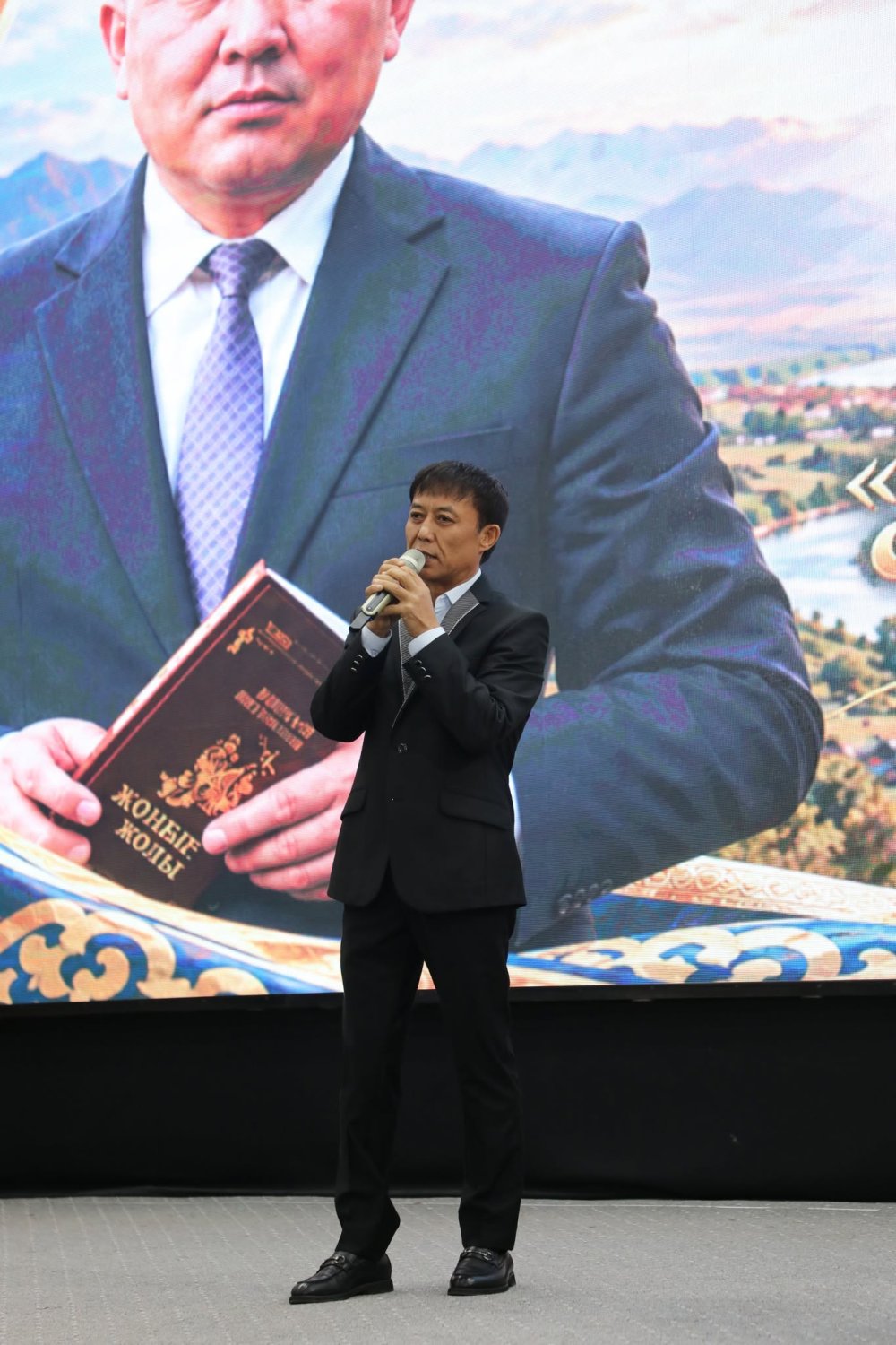 МАҚТААРАЛДА БЕКЖАН ӘШІРБАЕВТЫ ЕСКЕ АЛУҒА АРНАЛҒАН ӘДЕБИ КЕШ ӨТТІ — Фотосурет 11