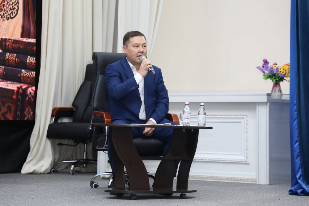 МАҚТААРАЛДА БЕКЖАН ӘШІРБАЕВТЫ ЕСКЕ АЛУҒА АРНАЛҒАН ӘДЕБИ КЕШ ӨТТІ — Фотосурет 4