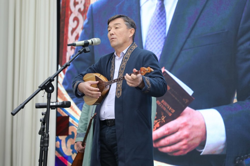 МАҚТААРАЛДА БЕКЖАН ӘШІРБАЕВТЫ ЕСКЕ АЛУҒА АРНАЛҒАН ӘДЕБИ КЕШ ӨТТІ — Фотосурет 16