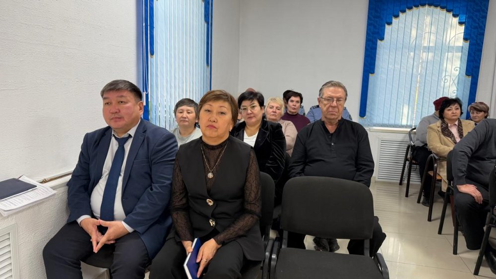 ДОЛИНКА КЕНТІНІҢ ТҰРҒЫНДАРЫМЕН КЕЗДЕСУ — Фотосурет 2