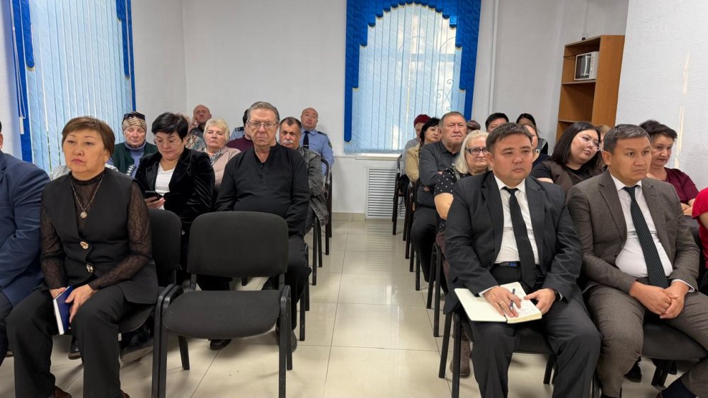 ДОЛИНКА КЕНТІНІҢ ТҰРҒЫНДАРЫМЕН КЕЗДЕСУ — Фотосурет 4