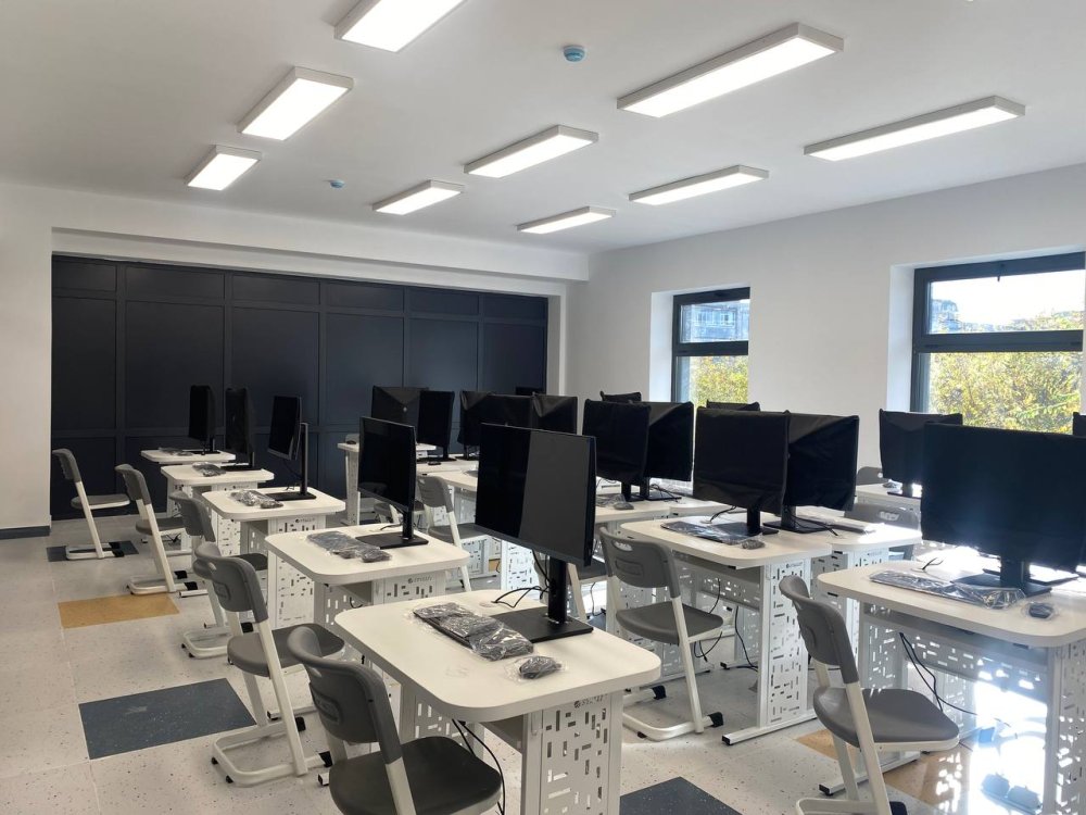 🏗️ Жақында ашылады: Ақтөбе жоғары политехникалық колледжінің IT Hub оқу-өндірістік корпусы — Фотосурет 10