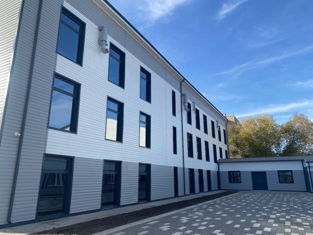 🏗️ Жақында ашылады: Ақтөбе жоғары политехникалық колледжінің IT Hub оқу-өндірістік корпусы — Фотосурет 1