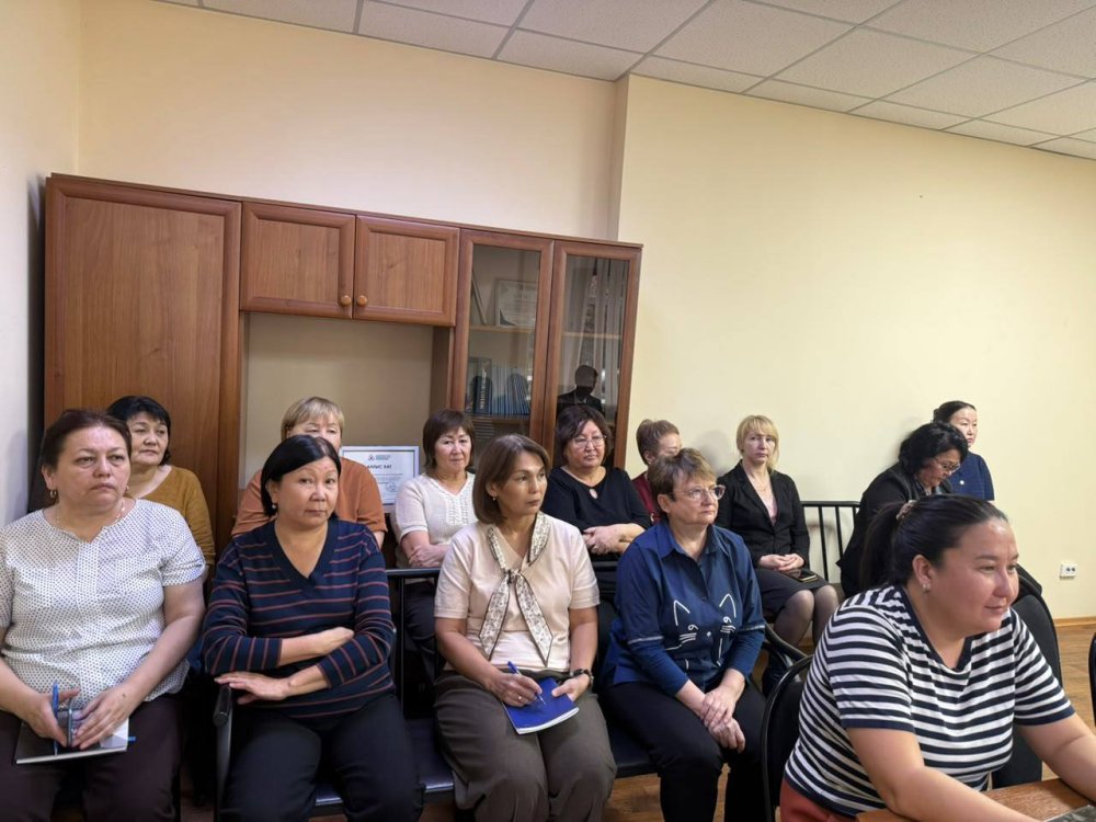 Қазақстан Республикасы Конституциясының ережелерін түсіндіру жөніндегі департамент қызметкерлерінің жиналысы — Фотосурет 2