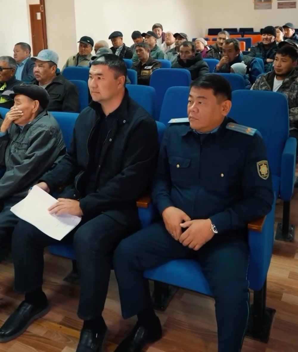 ҚАРАЖАР АУЫЛЫНЫҢ ТҰРҒЫНДАРЫМЕН КЕЗДЕСУ ӨТТІ — Фотосурет 4