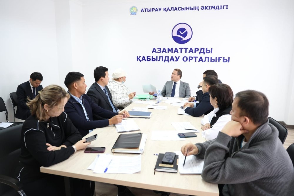 Қала әкімі тұрғындарды жеке мәселелері бойынша қабылдады — Фотосурет 1