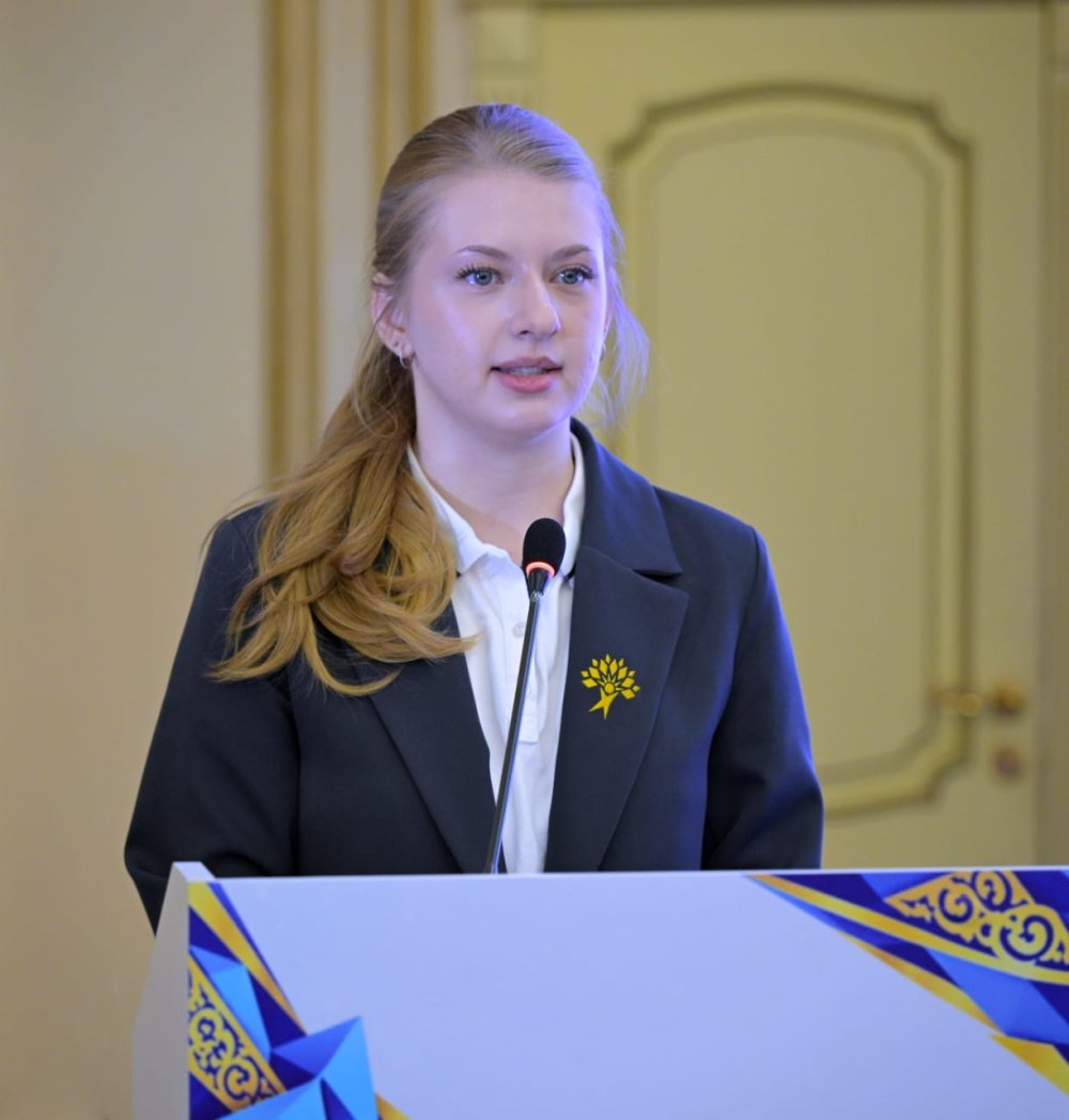 Жастармен ашық диалог: Павлодарда «Тәуелсіздік ұрпақтары» сыйлығы табысталды — Фотосурет 8