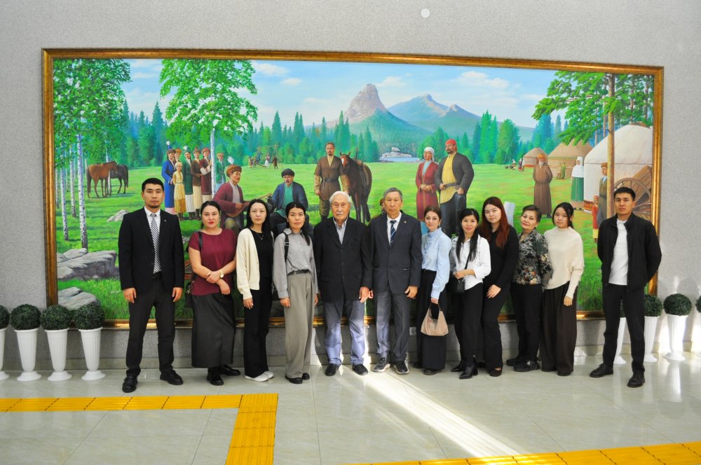 Әдебиет және өнер мұражайына саяхат — Фотосурет 7