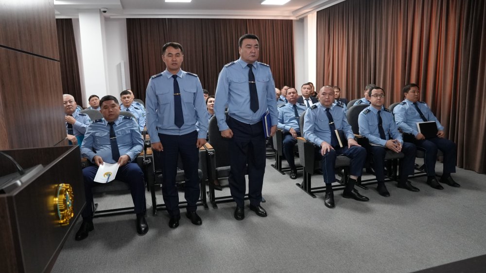 Түркістан облысында отбасы қауіпсіздігі мен қоғамдық тәртіп мәселелері талқыланды — Фотосурет 3