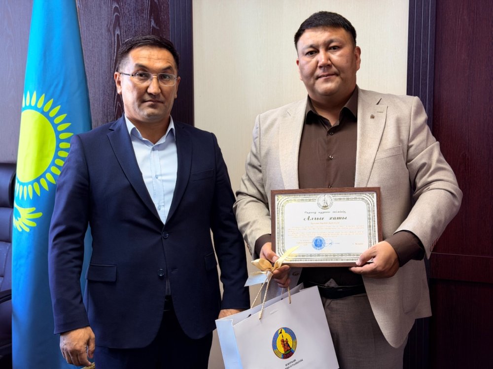 Аудан әкімі VІІІ шақырылымдағы мәслихат депутаттарымен кездесті — Фотосурет 10