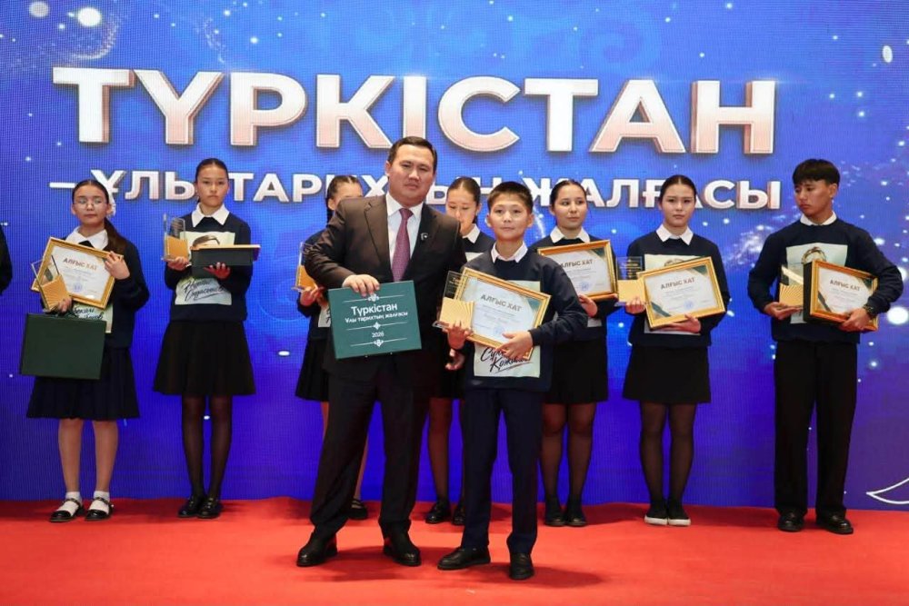 ТҮРКІСТАННЫҢ ТАРИХИ МҰРАСЫ ЖАҢА ТЕХНОЛОГИЯЛАР КЕҢІСТІГІНДЕ ТАНЫСТЫРЫЛДЫ — Фотосурет 6