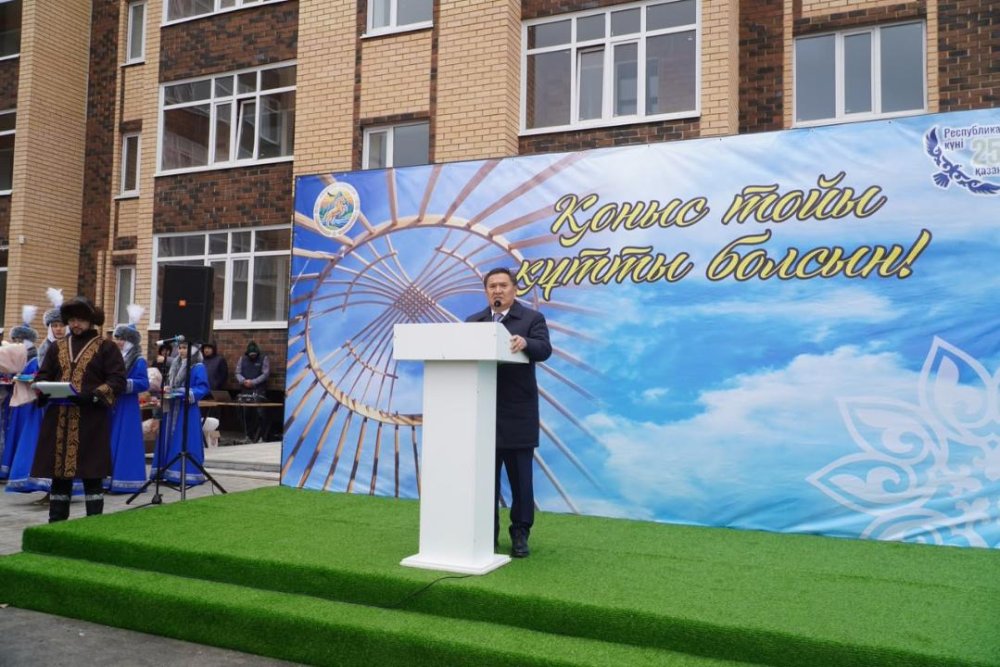 Щучинск қаласында 35 отбасы жаңа пәтерлердің кілтін алды — Фотосурет 9