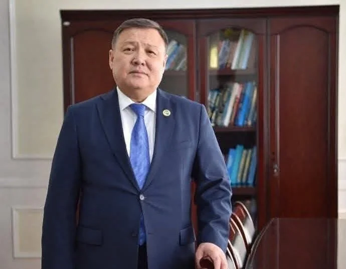 РЕСПУБЛИКА КҮНІ ҚҰТТЫ БОЛСЫН!