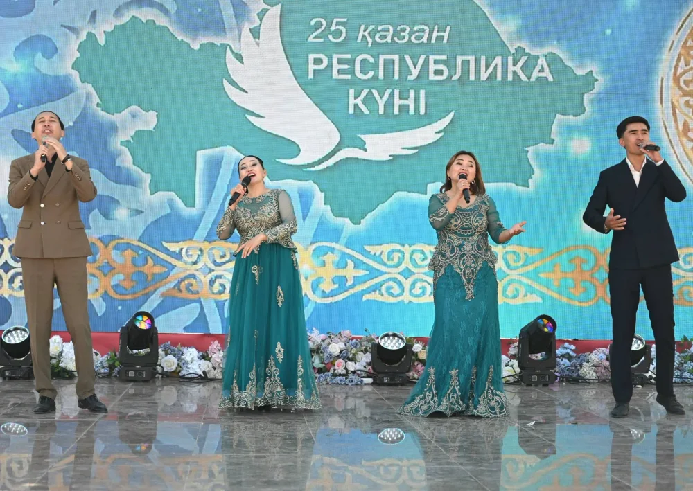 ЖЕТІСАЙДА ҰЛТТЫҚ МЕРЕКЕ ЖОҒАРЫ ДЕҢГЕЙДЕ АТАЛЫП ӨТТІ — Фотосурет 25