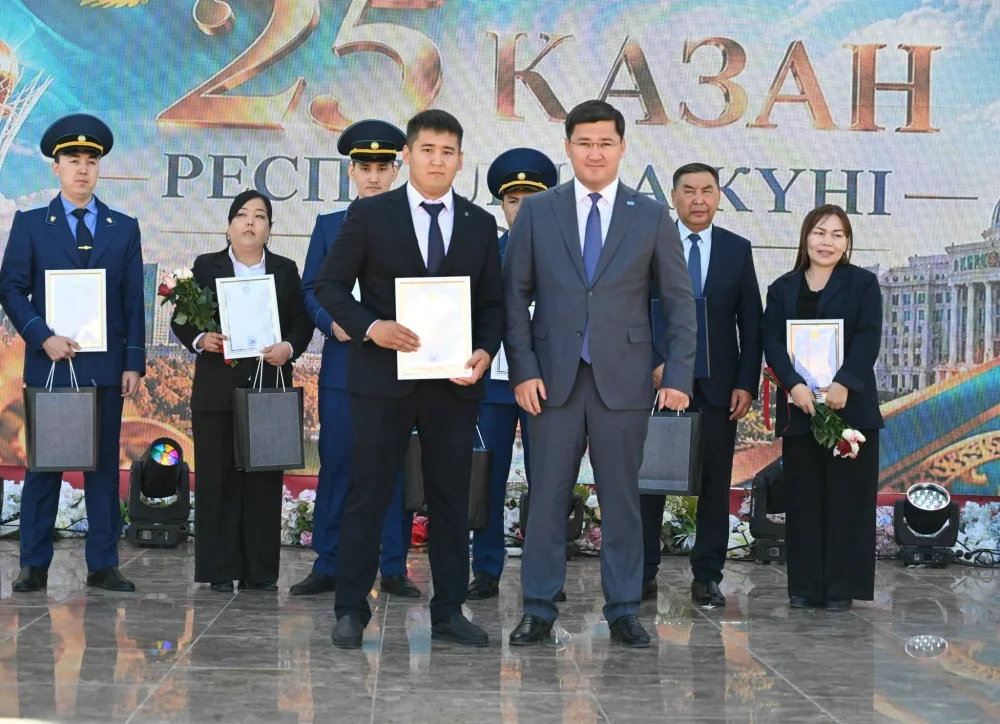 ЖЕТІСАЙДА ҰЛТТЫҚ МЕРЕКЕ ЖОҒАРЫ ДЕҢГЕЙДЕ АТАЛЫП ӨТТІ — Фотосурет 14