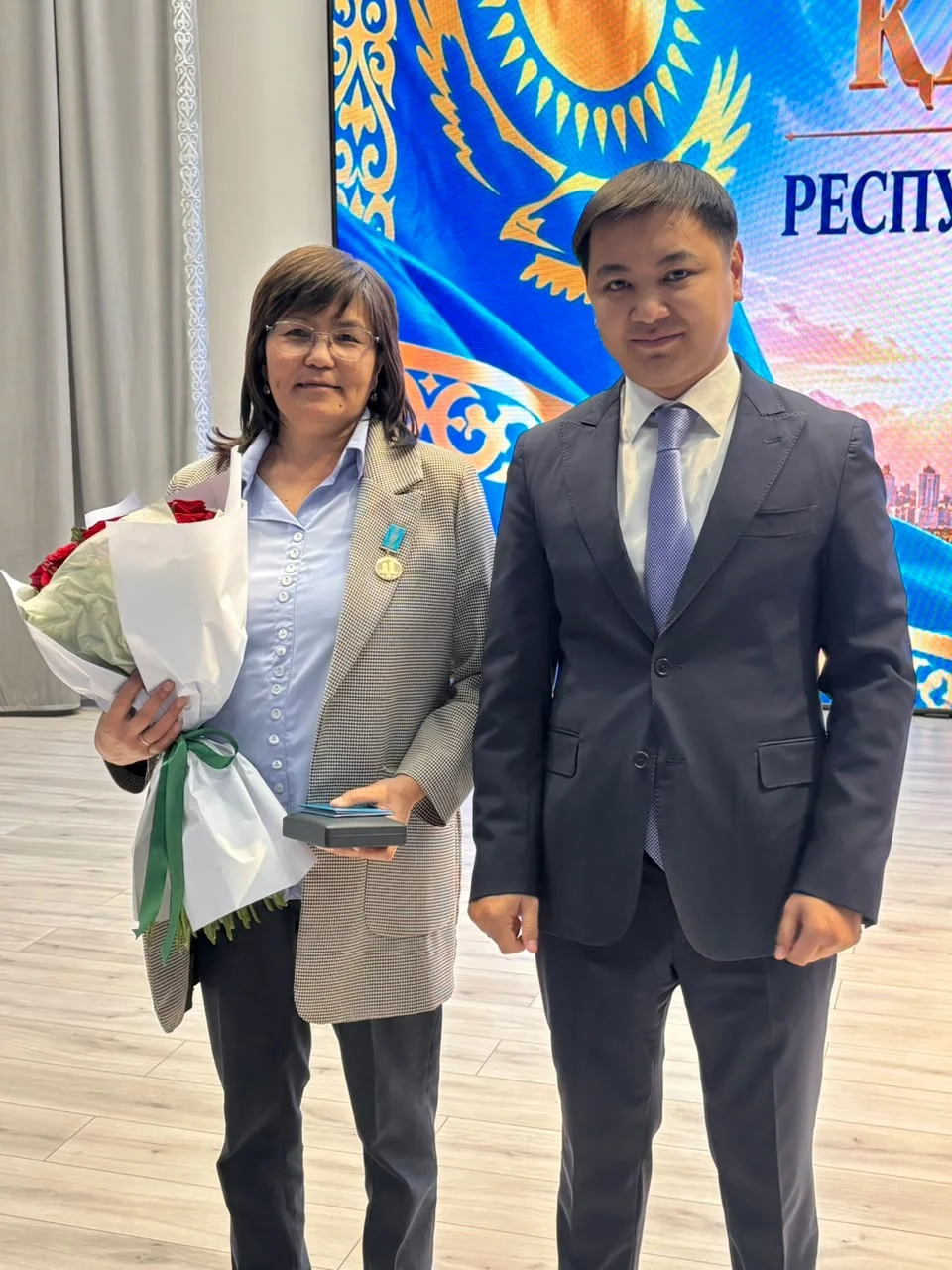 Үлкен Нарын ауданында Республика күніне арналған «Қастерлі Отан – Қазақстан!» атты салтанатты жиын мен концерт өтті. — Фотосурет 20