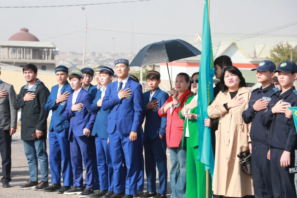 АУДАНДА РЕСПУБЛИКА КҮНІНЕ ОРАЙ МЕМЛЕКЕТТІК ТУ КӨТЕРУ РӘСІМІ ӨТТІ — Фотосурет 5