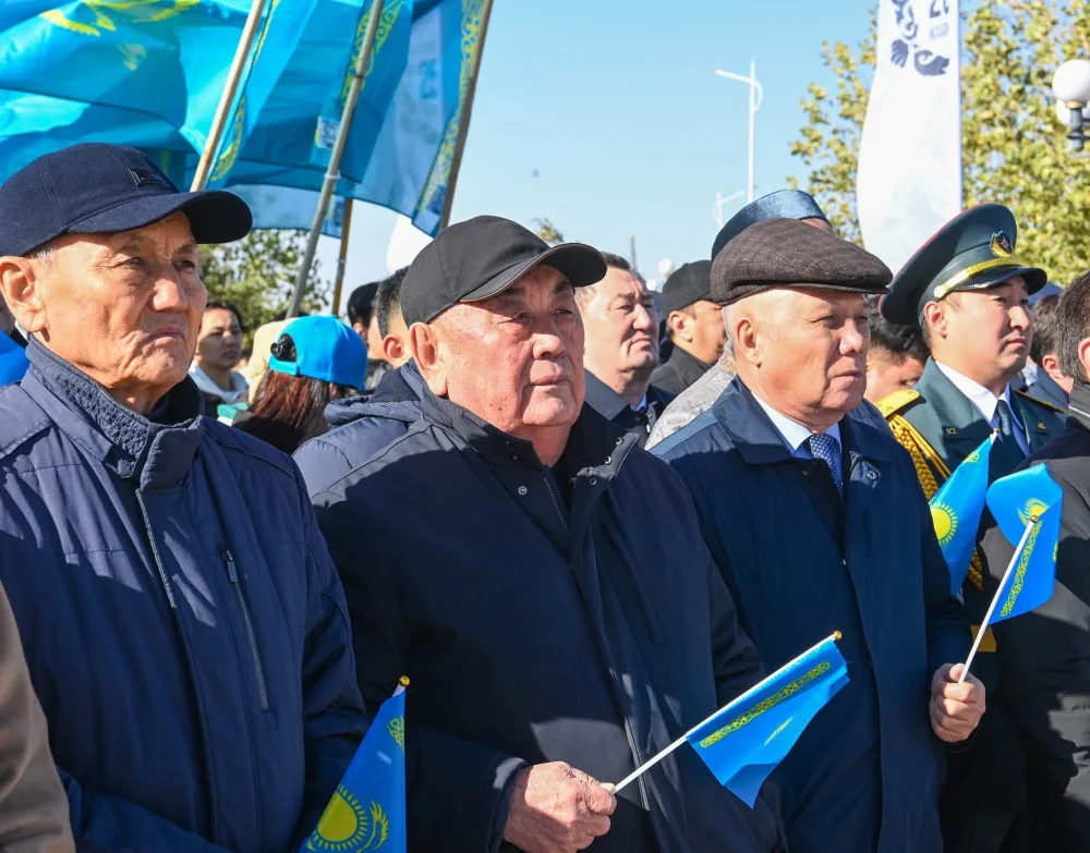 Мемлекеттік Ту көтеру рәсімі өтті — Фотосурет 8