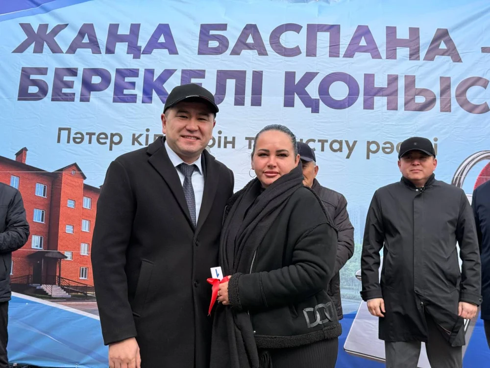 Республика күні қарсаңында Шортанды ауданында 36 пәтерлі тұрғын үйдің кілттері табысталды — Фотосурет 6