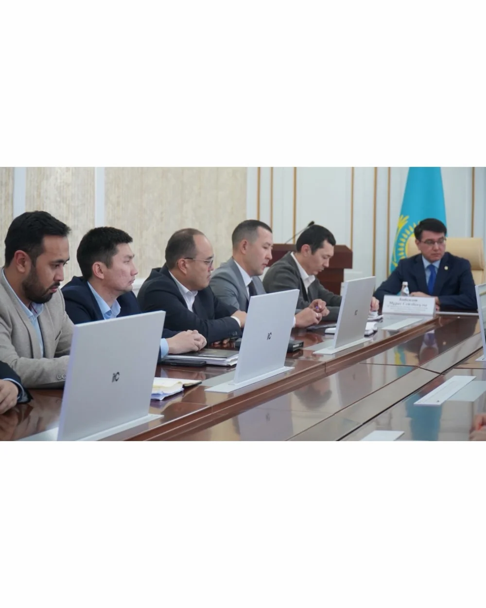 Орал қаласы әкімдігі жанындағы сыбайлас жемқорлыққа қарсы іс-қимыл мәселелері жөніндегі комиссия отырысы өтті — Фотосурет 4