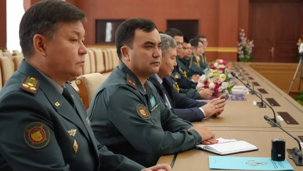 «Тұлпар мініп, ту алған»: Қарағанды облысында әскерилер арасындағы пилоттық жоба сәтті аяқталды — Фотосурет 5