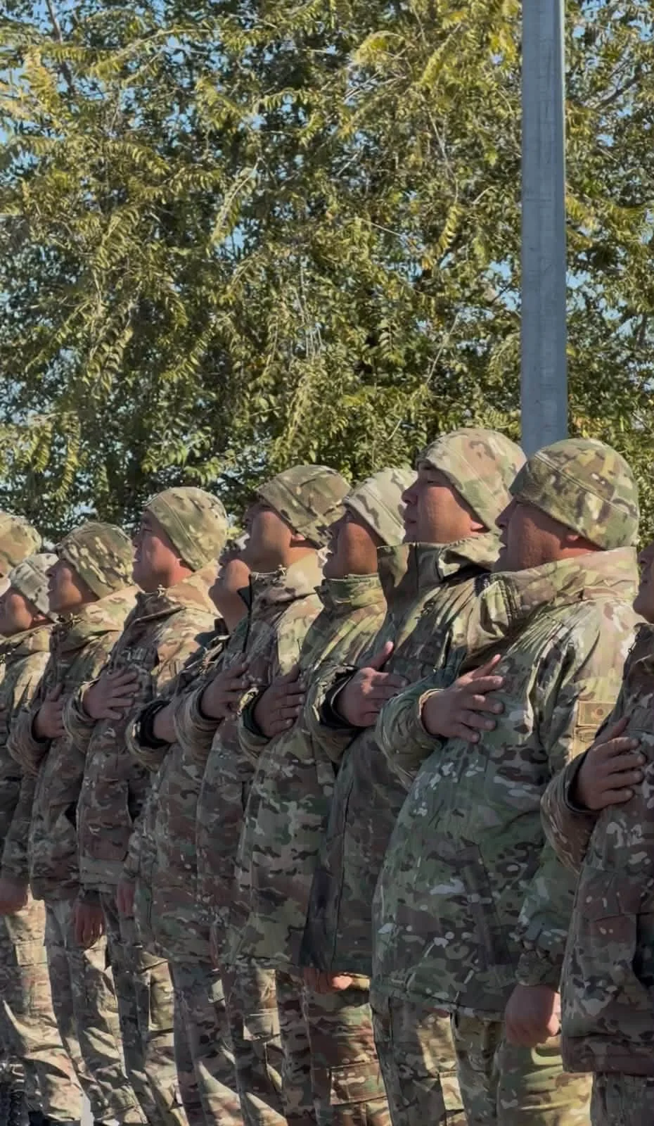 ОТЫРАР АУДАНЫНДА РЕСПУБЛИКА КҮНІНЕ ОРАЙ МЕМЛЕКЕТТІК ТУ КӨТЕРУ РӘСІМІ ӨТТІ — Фотосурет 4