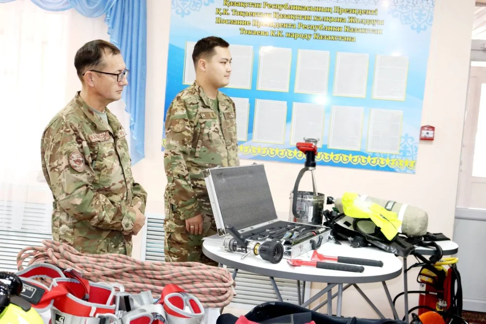 Орман шаруашылығы қызметкерлері күніне, Құтқарушылар күніне және санитарлық-эпидемиологиялық қызмет қызметкерлері күніне арналған салтанатты іс-шара. — Фотосурет 3