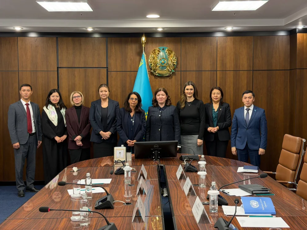 Оқу-ағарту министрі БҰҰ Бас хатшысының арнайы өкілімен кездесті — Фотосурет 1
