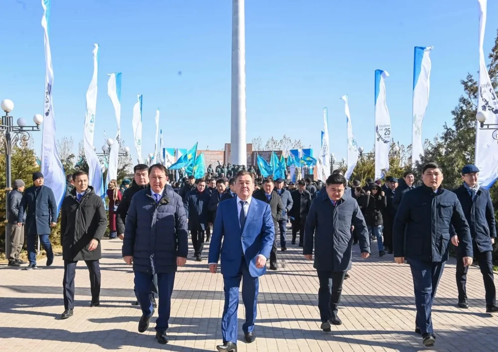 МЕМЛЕКЕТТІК ТУ КӨТЕРУ РӘСІМІ ӨТТІ — Фотосурет 4