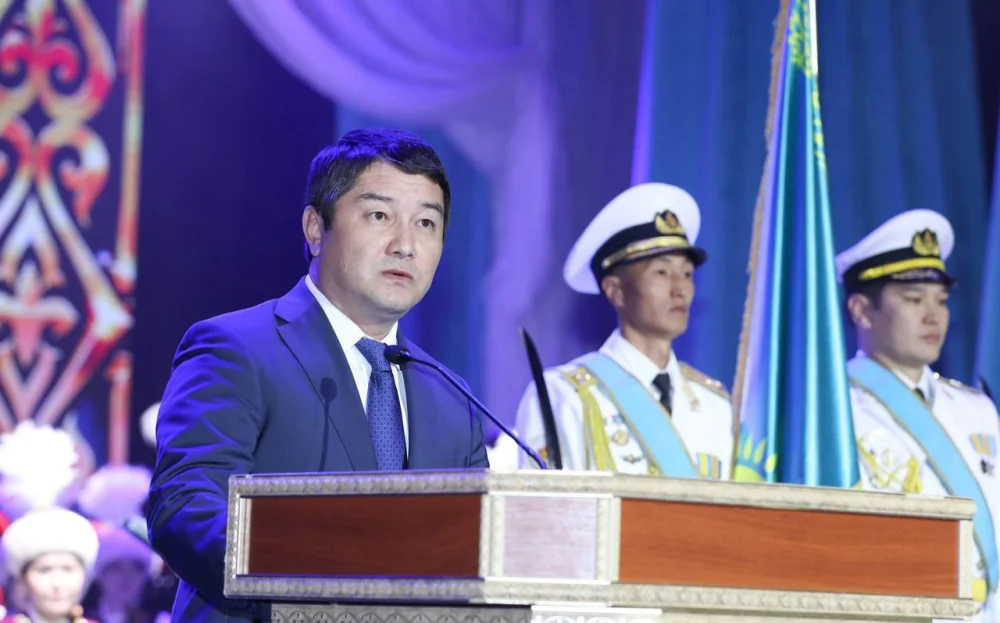 Маңғыстауда Республика күніне орай салтанатты жиын өтті — Фотосурет 3