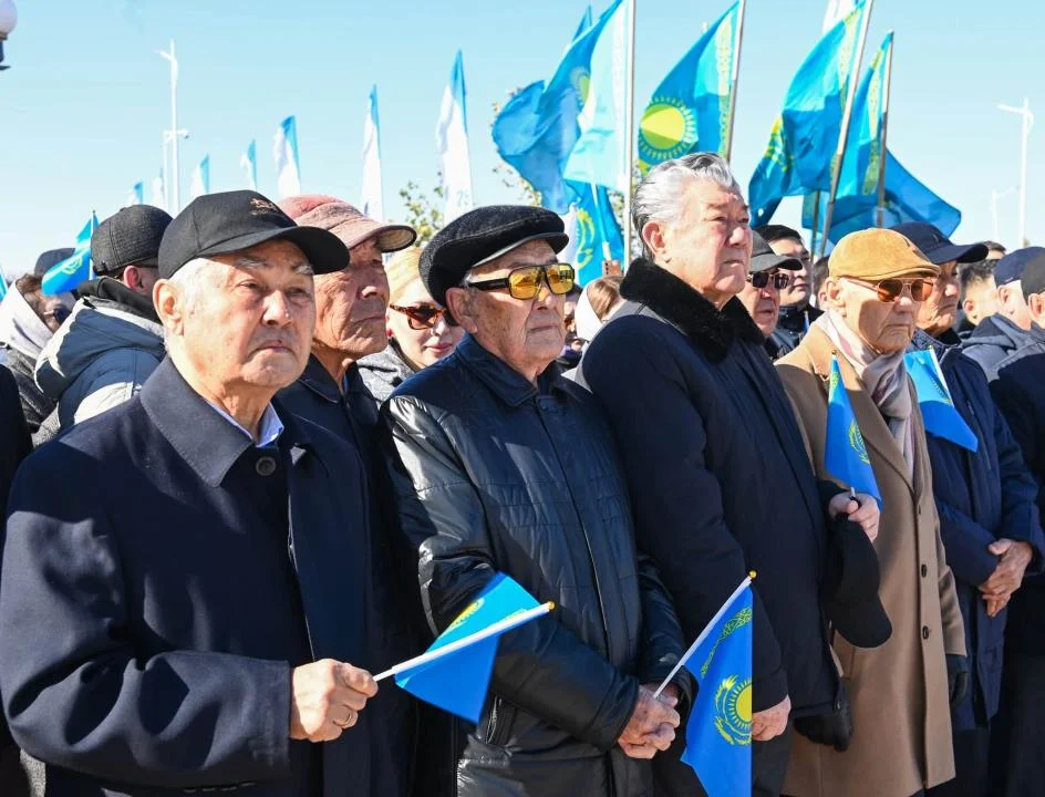 Мемлекеттік Ту көтеру рәсімі өтті — Фотосурет 14