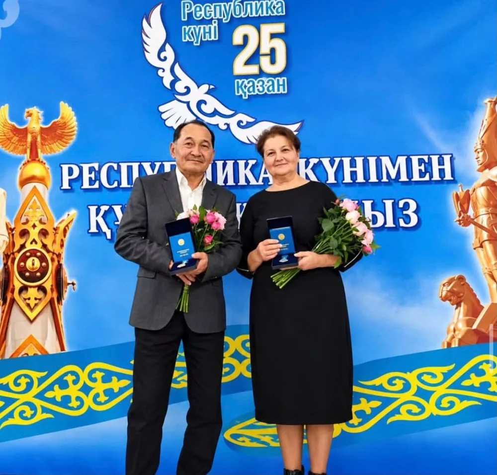 ОСАКАРОВ АУДАНЫНЫҢ ЕКІ ДӘРІГЕРІ ВЕДОМСТВОЛЫҚ МАРАПАТТАРМЕН МАРАПАТТАЛДЫ