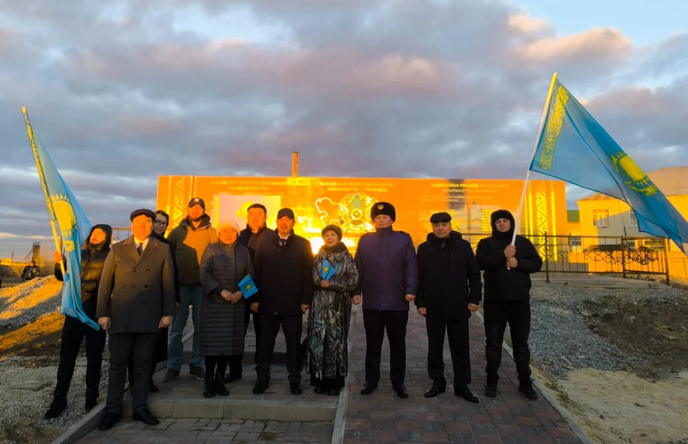 Қазақстан Республикасының Мемлекеттік рәміздер алаңы мен ту тұғырының ашылуы — Фотосурет 5