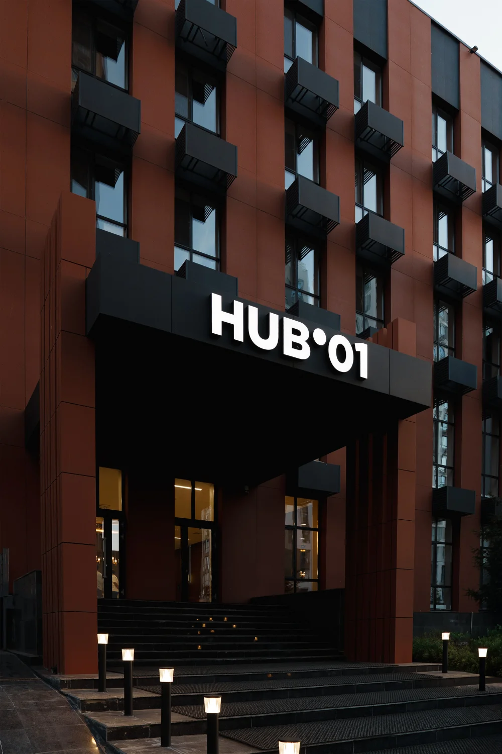 Астанада HUB 01 алаңында бизнес пен технологияларды дамытуға арналған білім беру іс-шаралары өтуде — Фотосурет 1