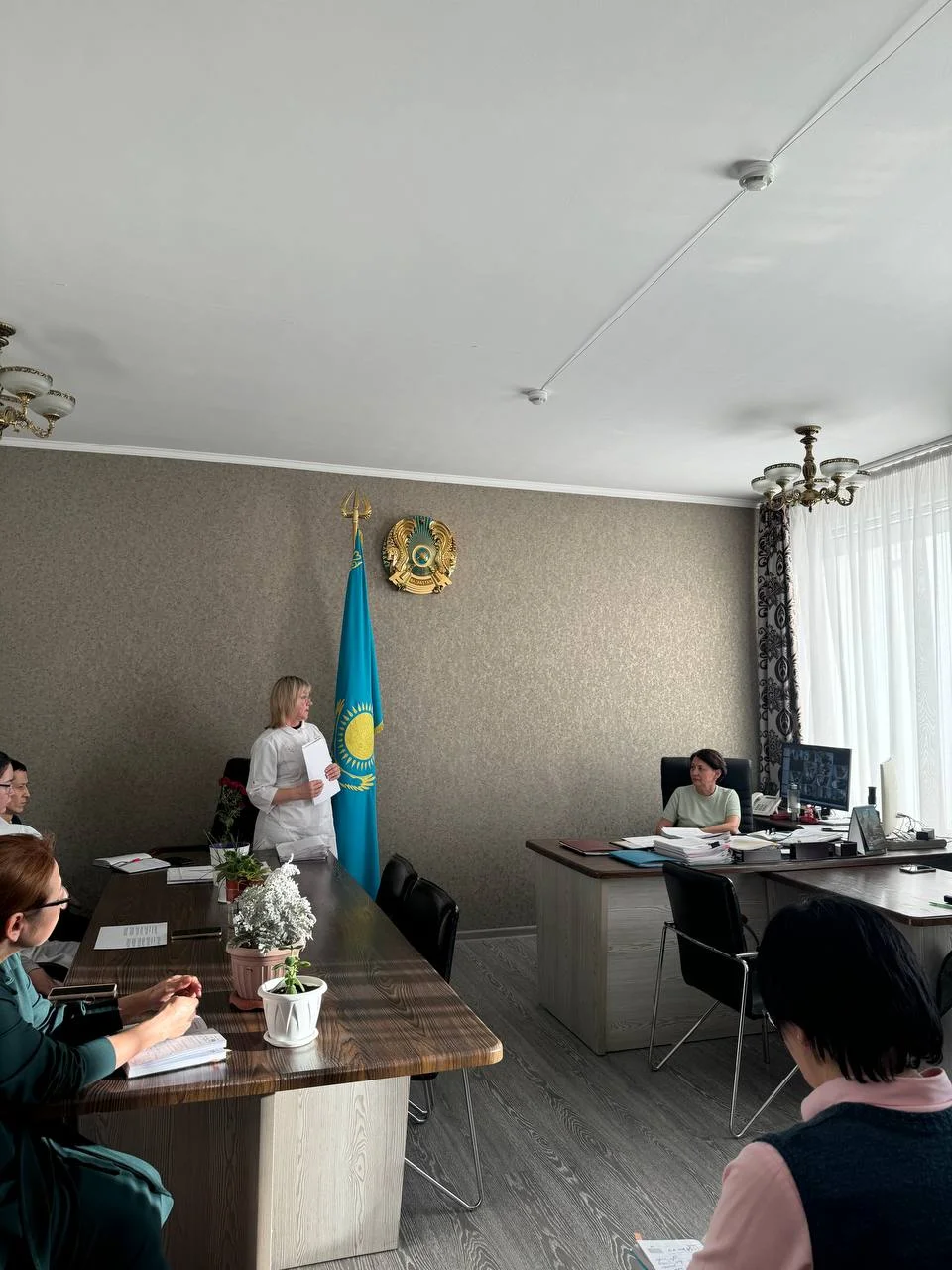 Азаматтардың өтініштерін қарау мәселелері бойынша жұмыс кеңесі — Фотосурет 3