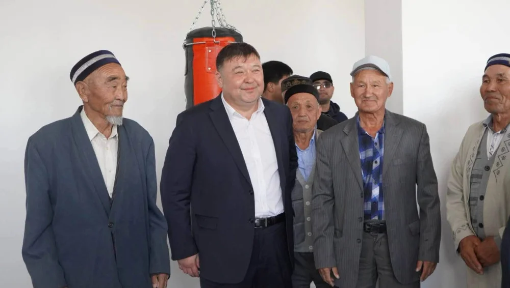 ШАРДАРА: СҮТКЕНТ АУЫЛЫНДА ЖАҢА СПОРТ КЕШЕНІ АШЫЛДЫ — Фотосурет 2