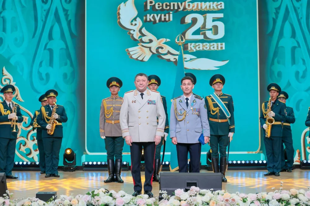 Төрт адамның өмірін сақтап қалған жезқазғандық полицей «Ерлігі үшін» медалімен марапатталды