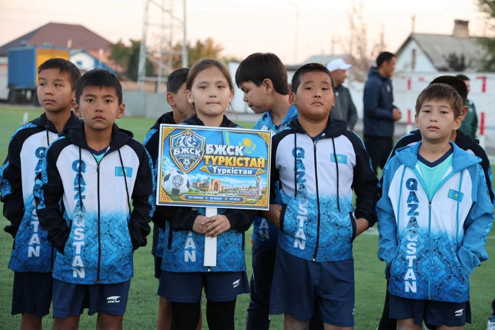 «TURKISTAN CUP-2026» ХАЛЫҚАРАЛЫҚ ФУТБОЛ ТУРНИРІНІҢ АШЫЛУ САЛТАНАТЫ ӨТТІ — Фотосурет 5