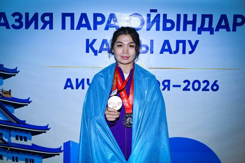 Азия пара ойындарының қола жүлдегері Аяла Мереке Ақтөбеге жетті! — Фотосурет 5