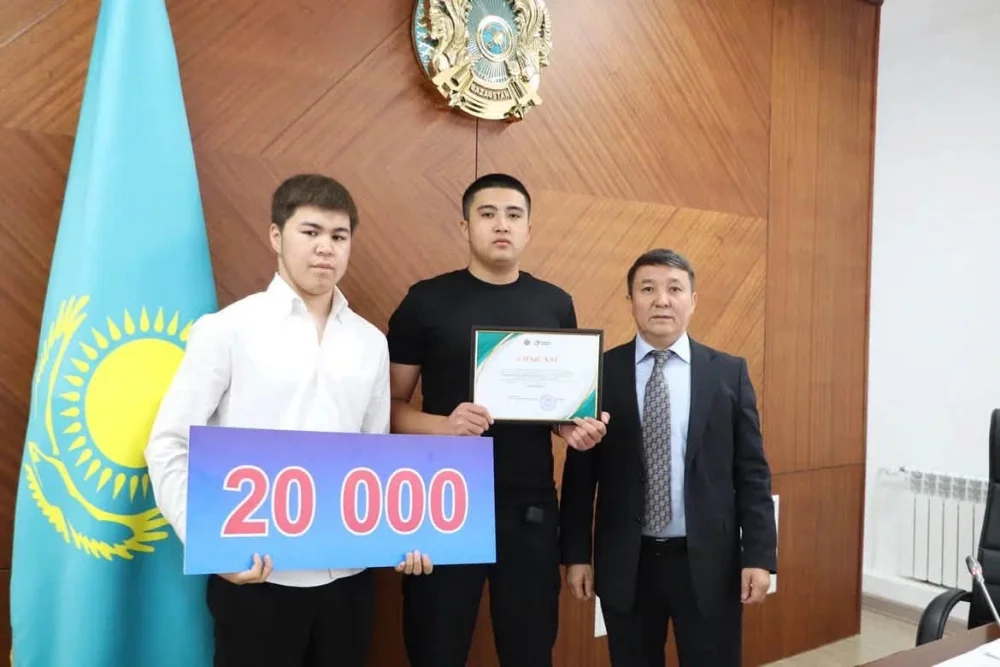 АТЫРАУДА РУХАНИ КЕЛІСІМ МЕРЕКЕСІНЕ ОРАЙ ҮЗДІКТЕР МАРАПАТТАЛДЫ — Фотосурет 2