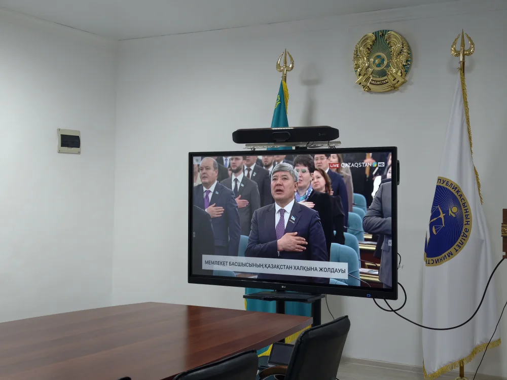 Жетісу облысы Әділет департаментінде Мемлекет басшысы Қасым-Жомарт Кемелұлы Тоқаевтың Қазақстан халқына Жолдауы тыңдалды — Фотосурет 2