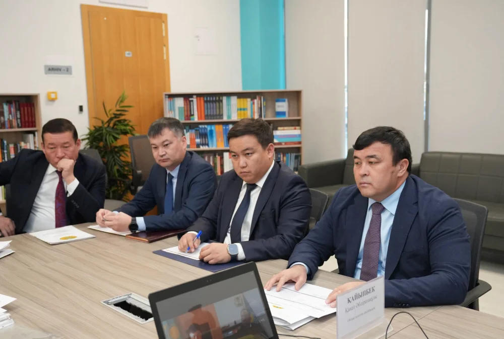 ТҮРКІСТАН: ТҰРҒЫНДАРДЫҢ ӨТІНІШТЕРІ МЕН ҰСЫНЫСТАРЫ ТЫҢДАЛДЫ — Фотосурет 3