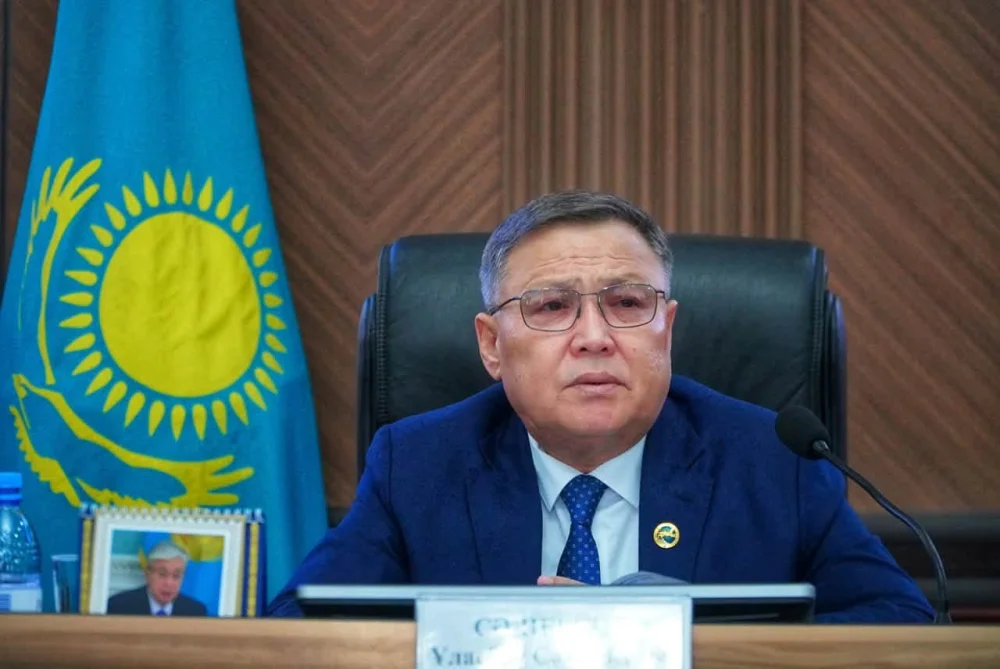 БӘЙДІБЕК: АППАРАТТЫҚ МӘЖІЛІСТЕ ЭЛЕКТРМЕН ҚАМТУ ЖӘНЕ СУ ТАСҚЫНЫНЫҢ АЛДЫН АЛУ МӘСЕЛЕЛЕРІ ҚАРАЛДЫ — Фотосурет 1