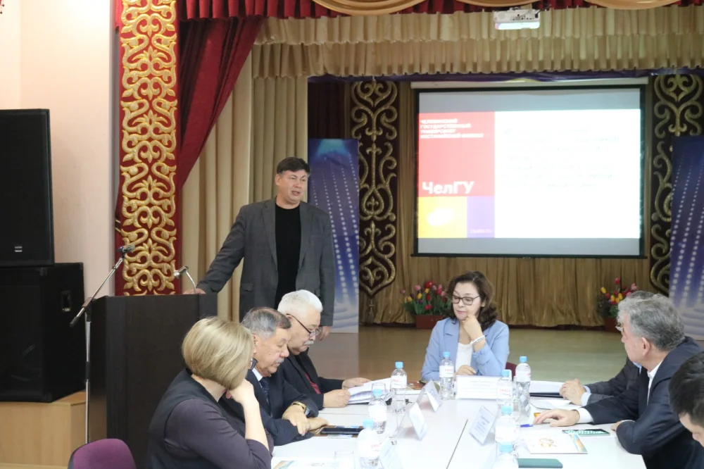 «Қостанай облысы тарихына 90 жыл» - мерейтойға арналған өңірлік ғылыми-тәжірибелік конференция — Фотосурет 10