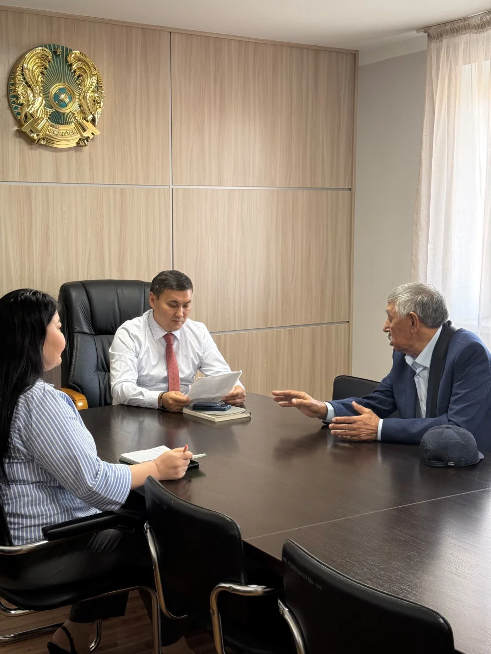 Маңғыстау облысы Әділет департаментінің басшысы А.Н.Каримов азаматтарға жеке қабылдау өткізді — Фотосурет 2