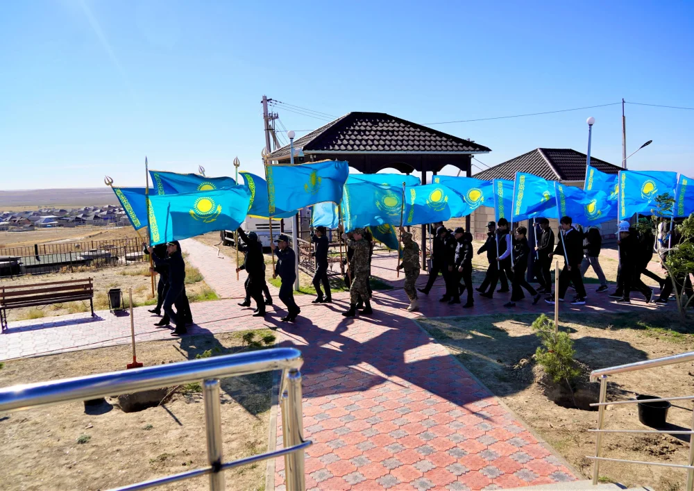 КЕНТАУДА РЕСПУБЛИКА КҮНІНЕ ОРАЙ МЕМЛЕКЕТТІК ТУ КӨТЕРУ РӘСІМІ ӨТТІ — Фотосурет 3