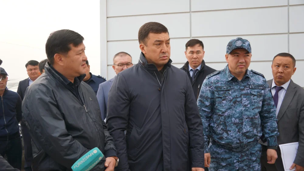 КЕДЕН БЕКЕТТЕРІНДЕГІ ЖҮК КӨЛІКТЕРІНІҢ КЕЗЕГІ ЖӘНЕ ИНФРАҚҰРЫЛЫМДЫҚ МӘСЕЛЕЛЕР ТАЛҚЫЛАНДЫ — Фотосурет 5